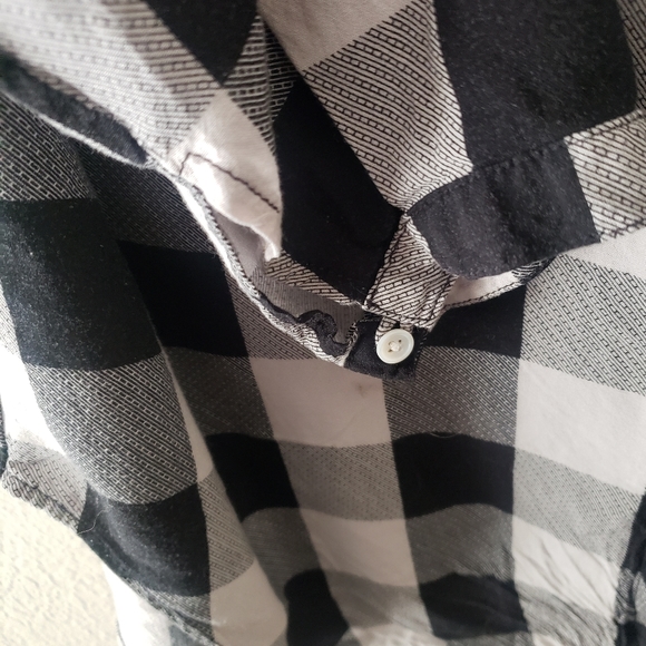 Plaid Button Up Top - Picture 2 of 3